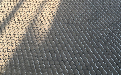 剛性防護(hù)網(wǎng) 剛性防護(hù)網(wǎng)